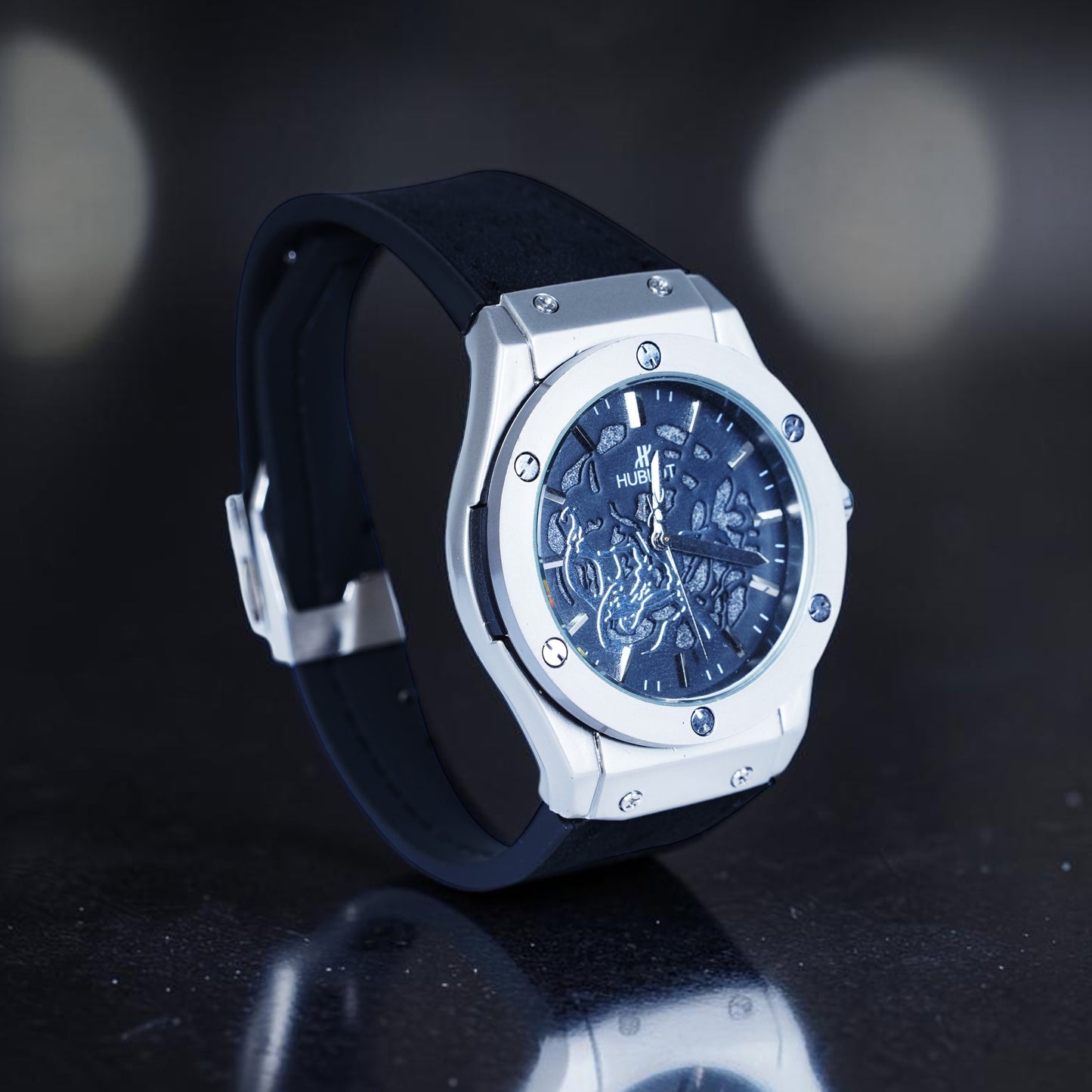 Hublot Big Bang watch (black silicone strap)