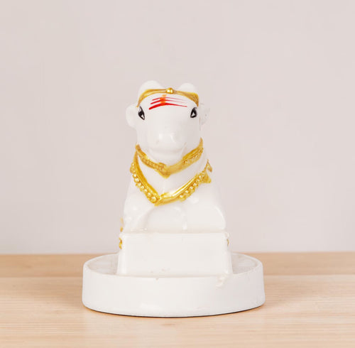 Nandhi White  Statue
