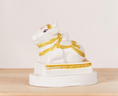 Nandhi White  Statue