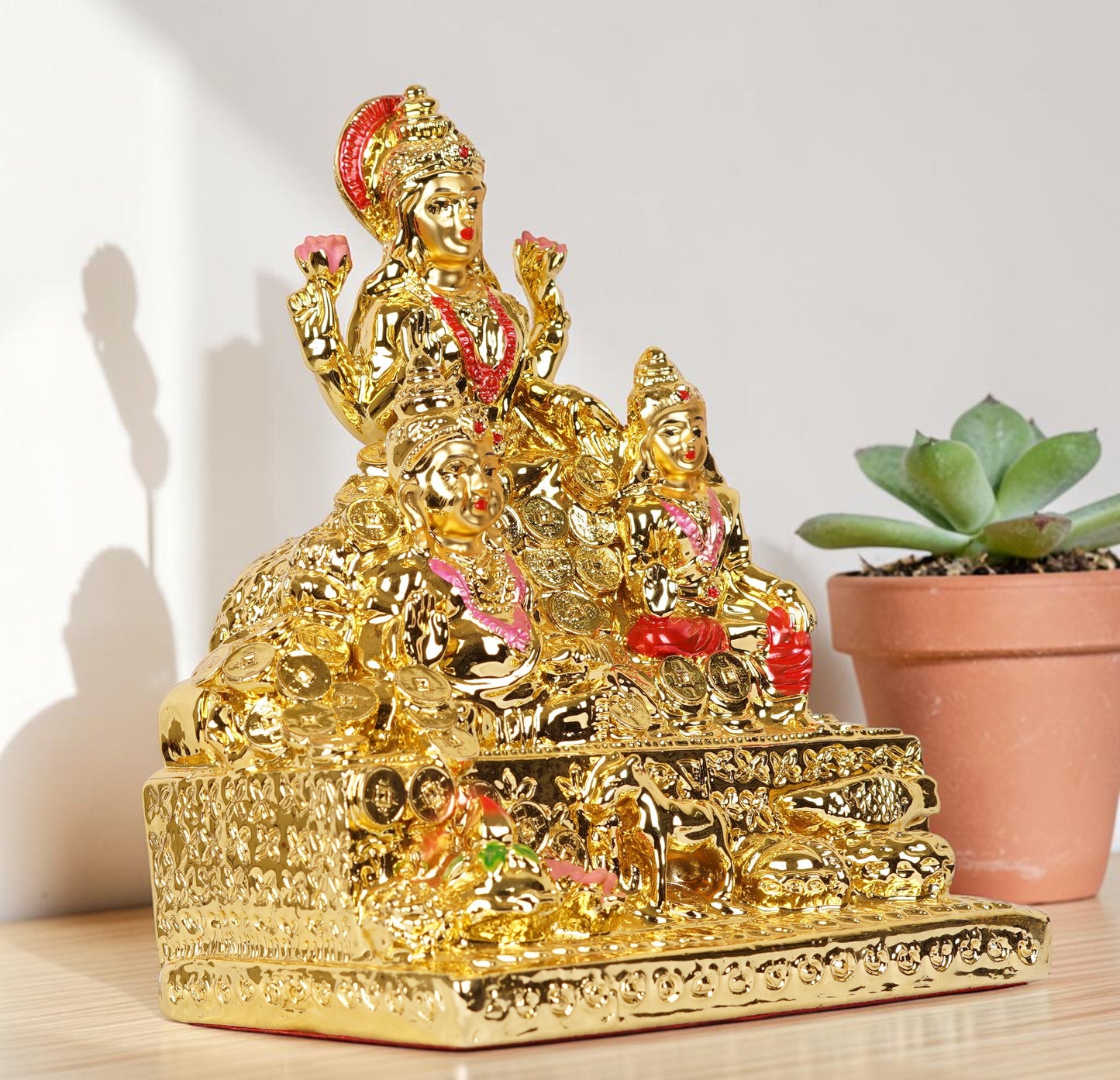 Lakshmi Kuberar Statue