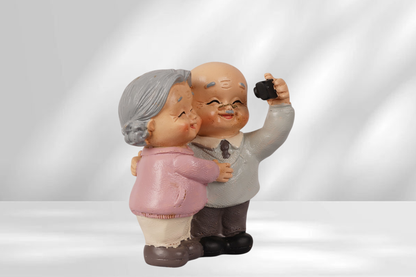 Couple Miniature Statue 005