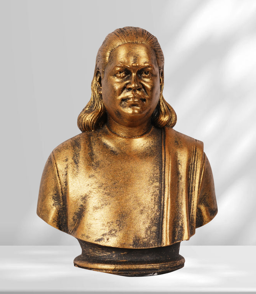 Thevar Statue