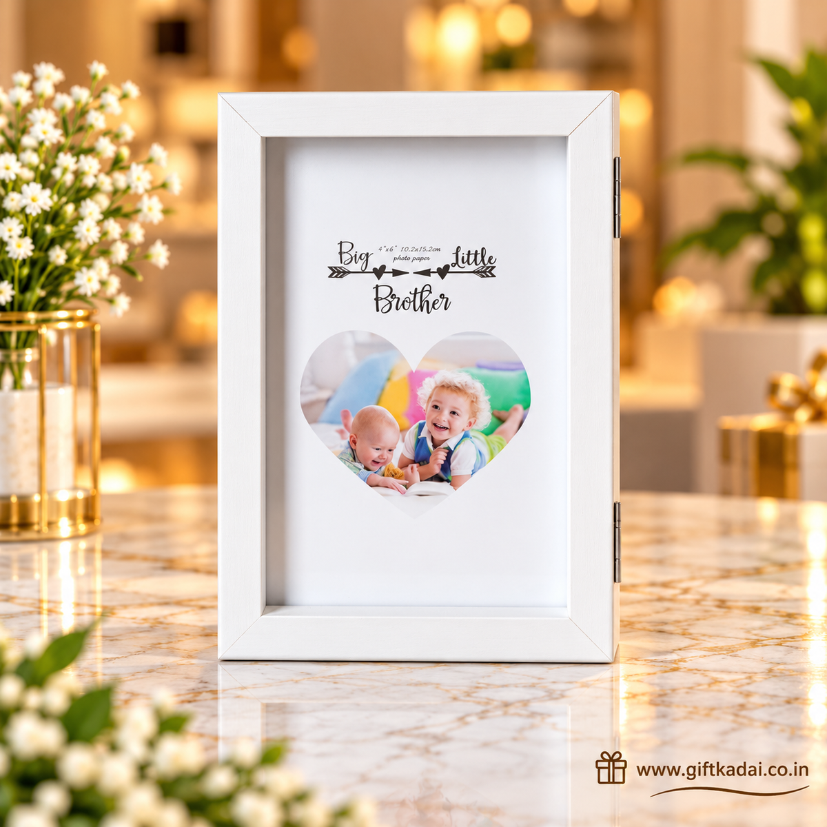 Tri-Fold Photo Frame